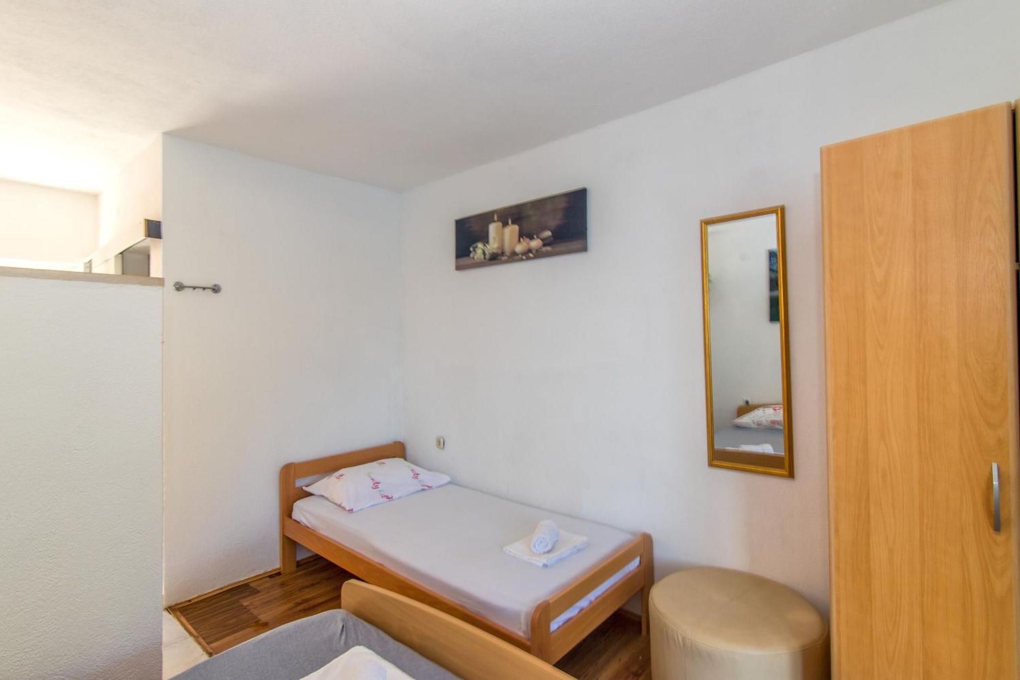 Apartments Jelena Bogomolje Luaran gambar